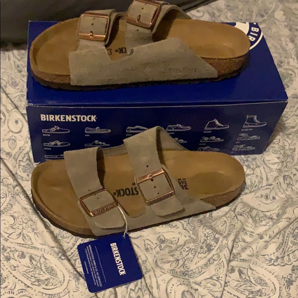 Taupe Arizona Birkenstock’s 38